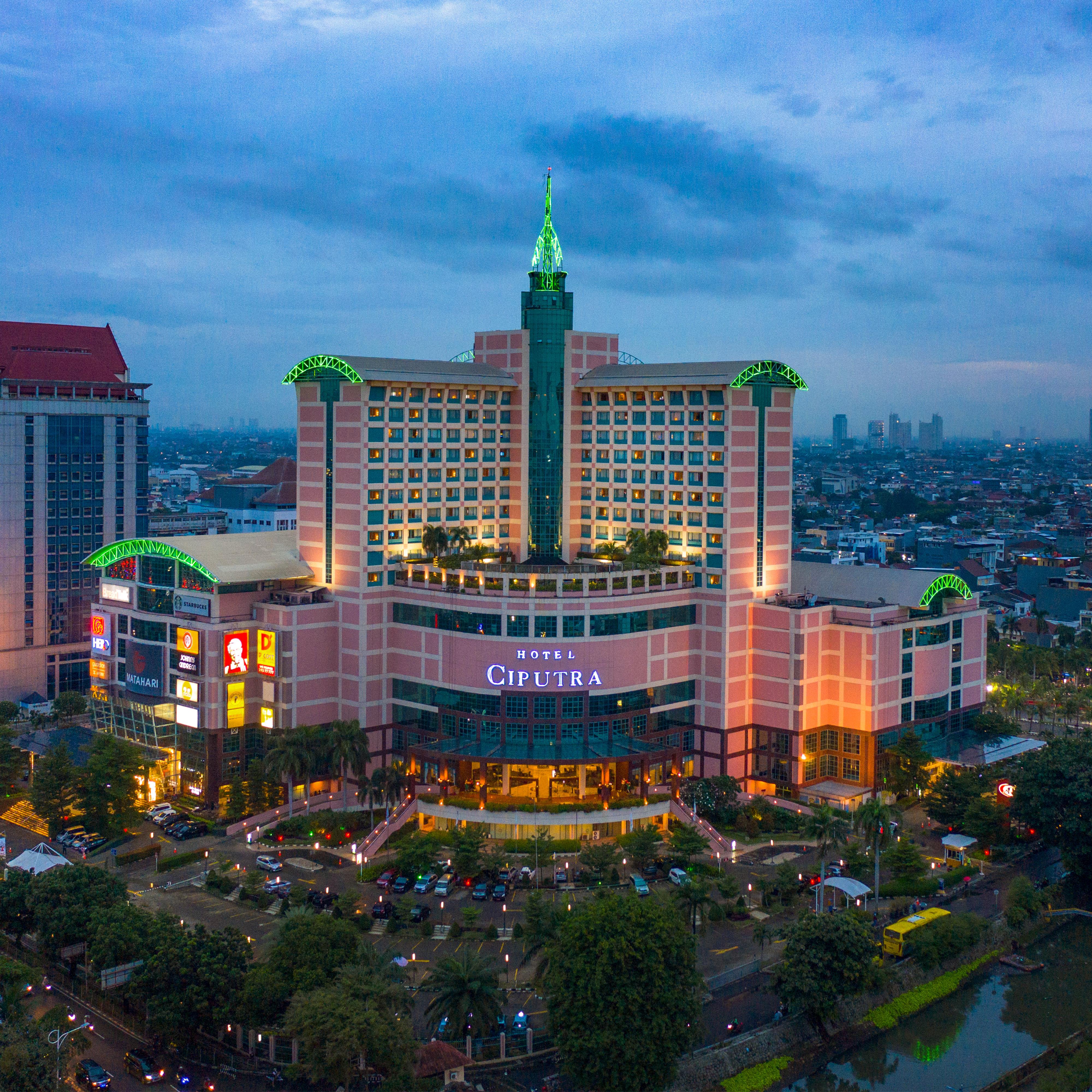 Hotel Ciputra Jakarta Managed By Swiss-Belhotel International Ngoại thất bức ảnh