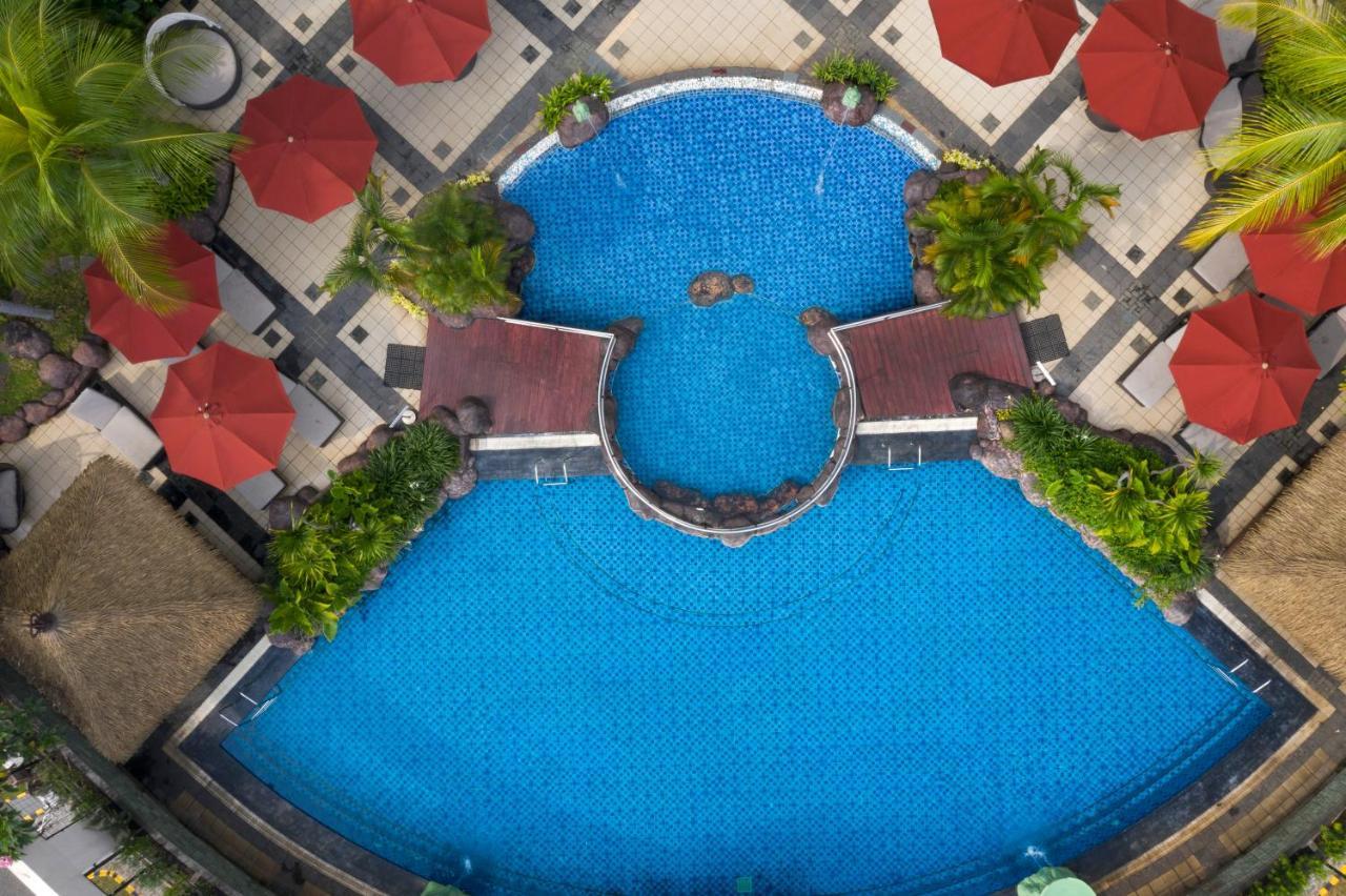 Hotel Ciputra Jakarta Managed By Swiss-Belhotel International Ngoại thất bức ảnh