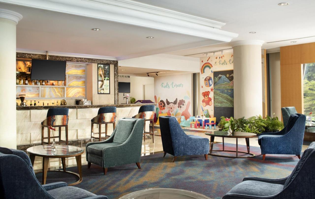 Hotel Ciputra Jakarta Managed By Swiss-Belhotel International Ngoại thất bức ảnh