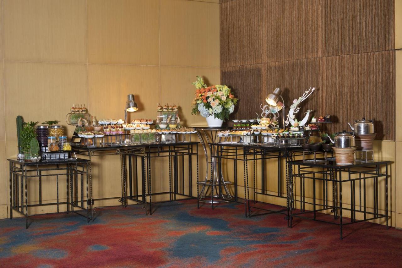 Hotel Ciputra Jakarta Managed By Swiss-Belhotel International Ngoại thất bức ảnh